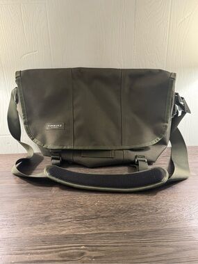 Timbuk2 Classic Messenger Bag Large Olive Army Green Water Resistant Laptop
